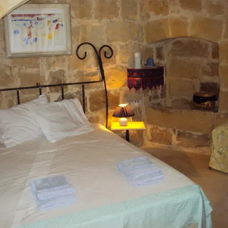Couette-café La Gozitaine 3*